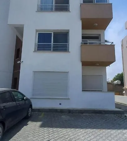 Oytam Apartment